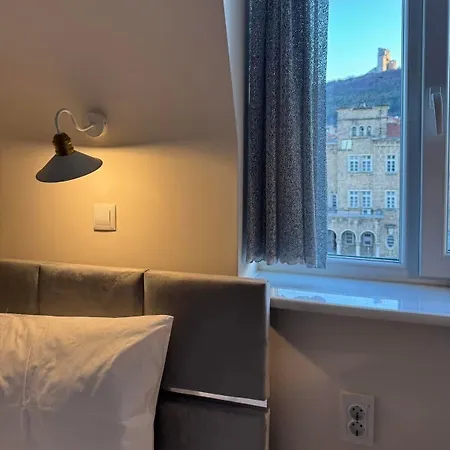 Ticha Vandrerhjem Sjumen